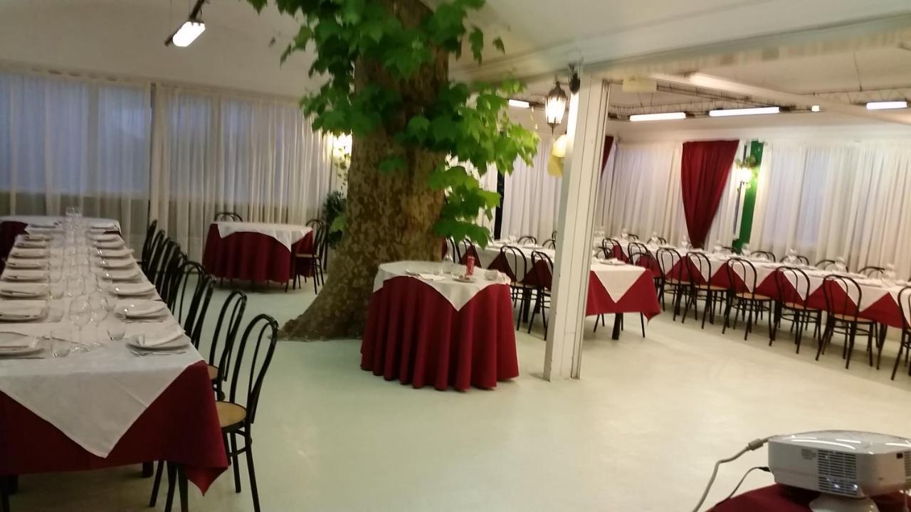 Hotel Villa Robinia Genzano di Roma Exterior foto