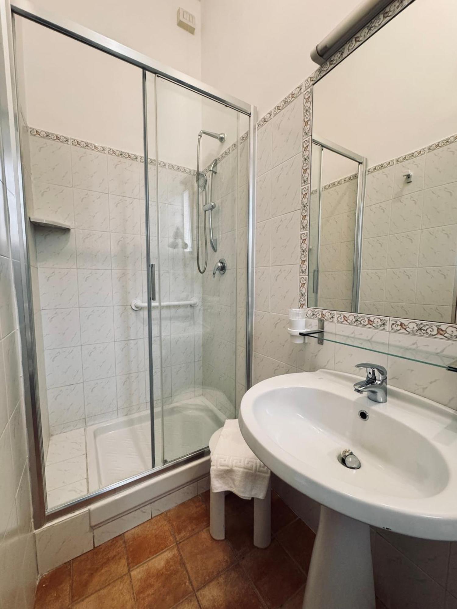 Hotel Villa Robinia Genzano di Roma Exterior foto